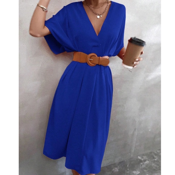 Vibrant V Neck Kimono Sleeve Oversized Midi Dress - Picture 2 of 5